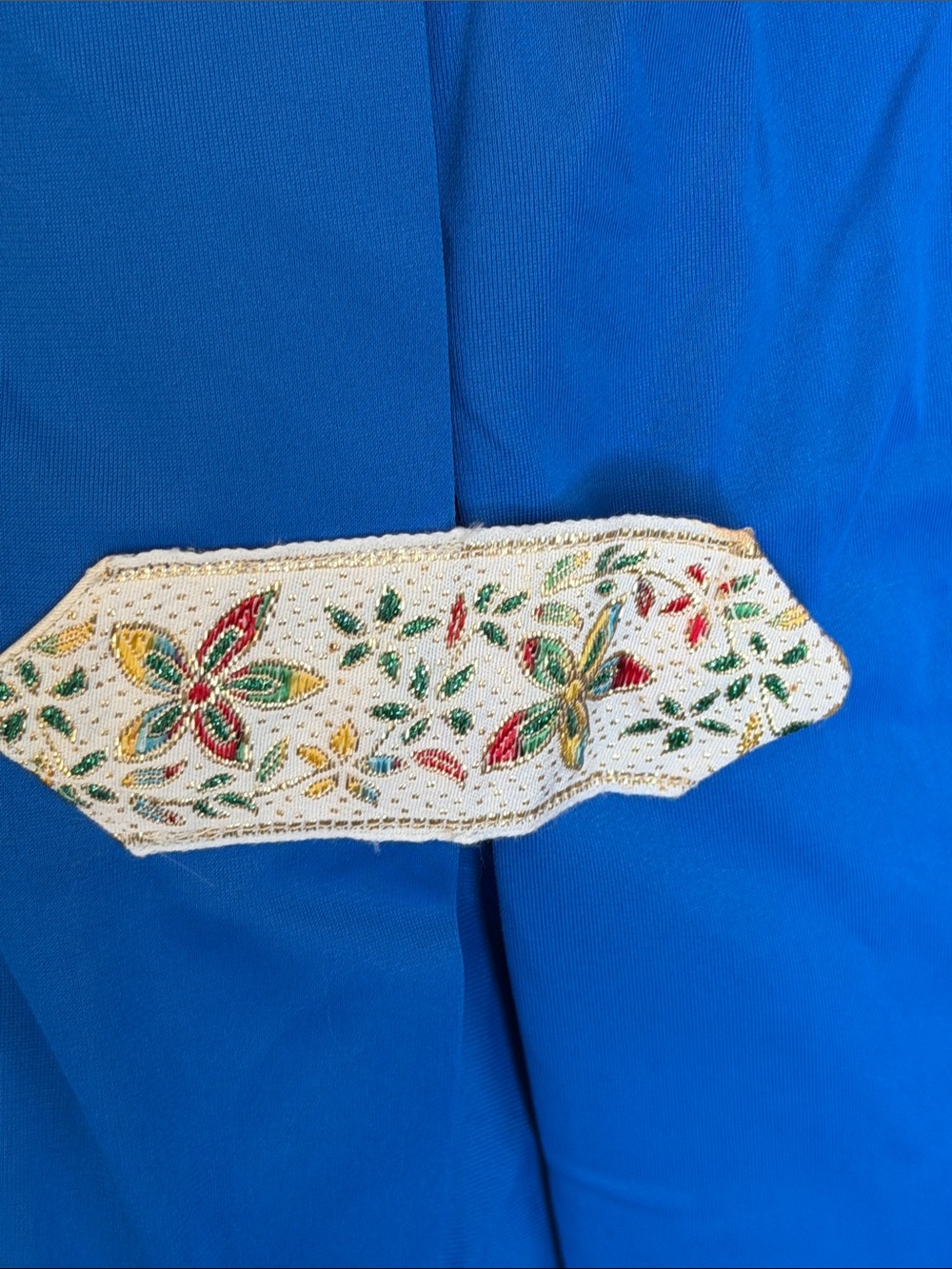 Bright Blue Tunic with Floral Toggle Accents vibes beater nylon small/Med 1960’s - Picture 6 of 8